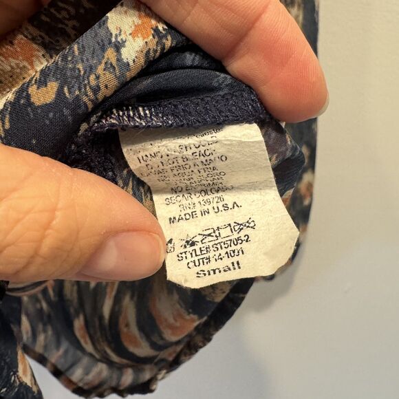 Blouse Long Sleeve Floral Print Pink Flowy Lightweight Career Womens sz Small - Picture 5 of 7